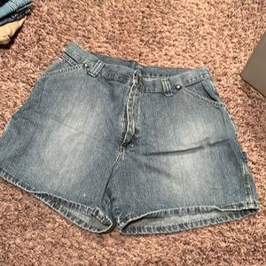 Women’s shorts